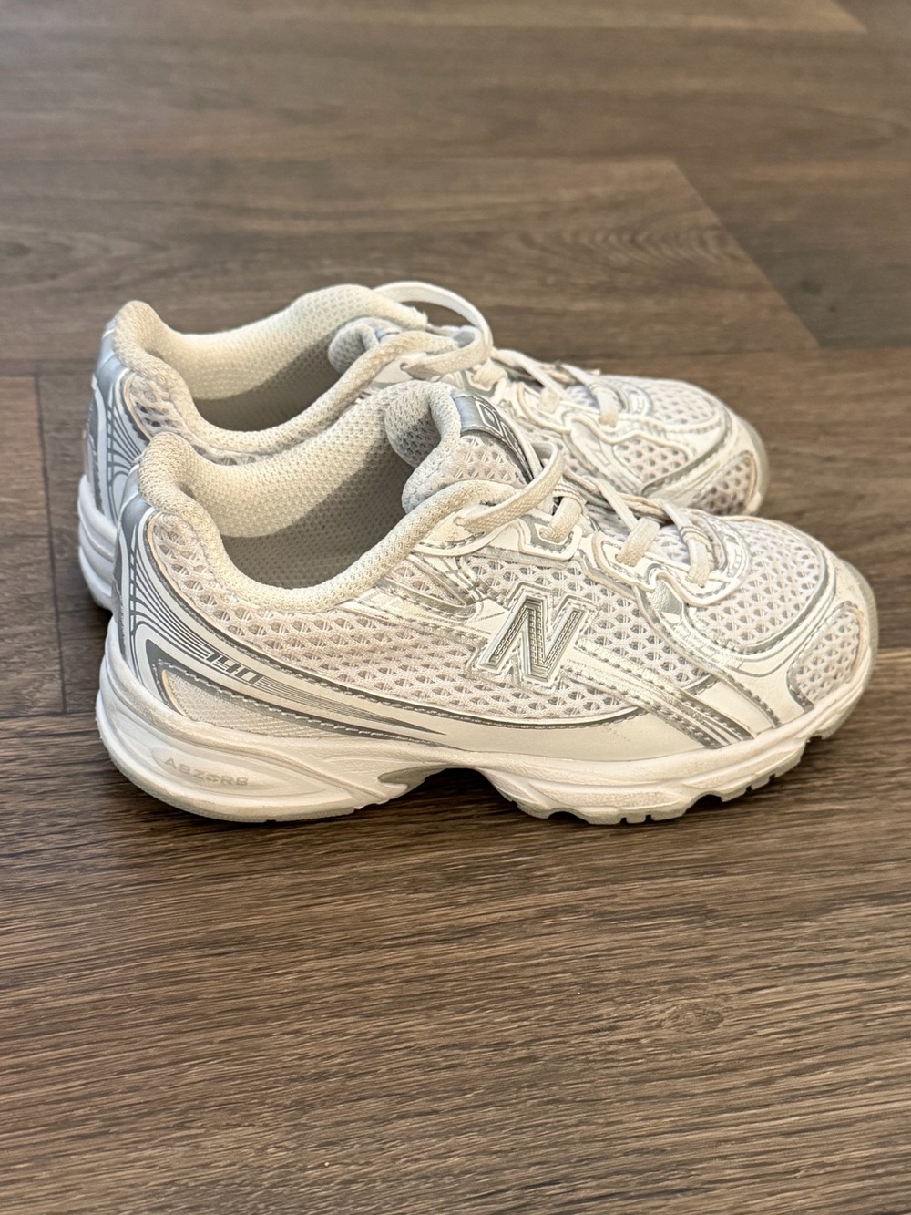 New Balance 740 Toddler Cream/Light Gray Mesh Lace-Up Sneakers